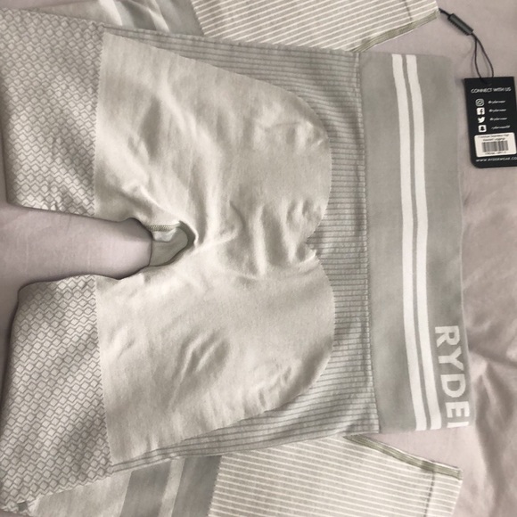 Ryderwear seamless leggings. sz. Small - Picture 2 of 4